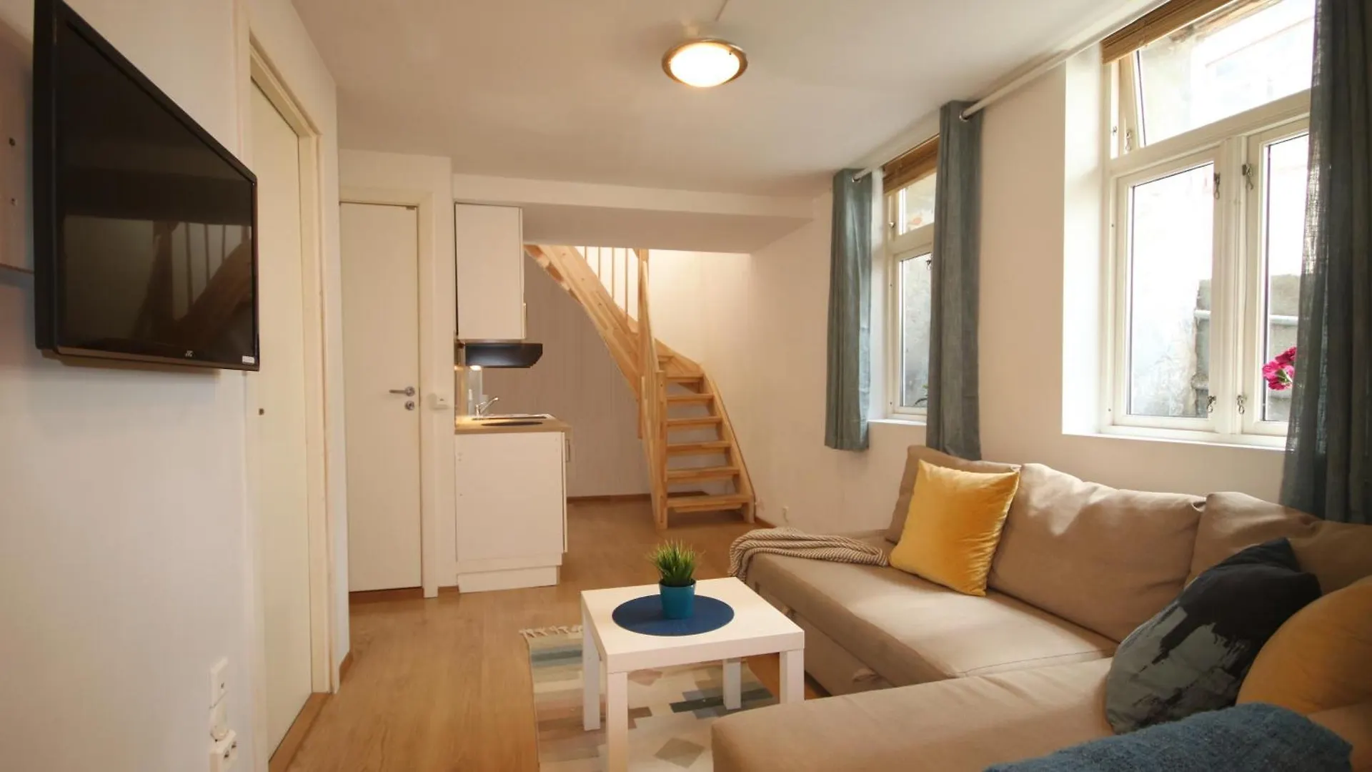 Super Cozy Apartment In Picturesque Neighborhood Bergen