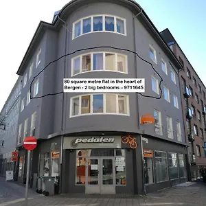 80 Square Metre Flat In The Heart Of - 2 Big Bedrooms Apartment