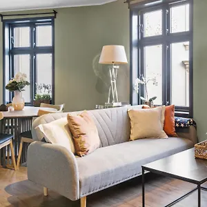 Elegant Urban Apartment